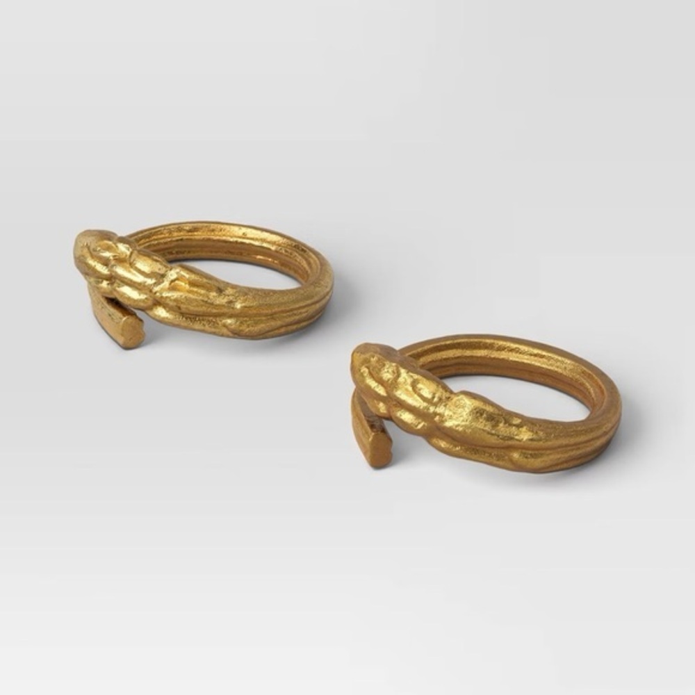 2pk nwt Metal Napkin Rings - Threshold